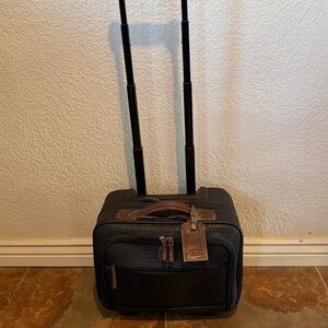 Bric’s Luggage Black Croc Leather Carry On Extended Handle Laptop Rolling Bag